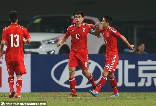 热身赛-郑智武磊各入一球 国足2-1胜巴拉圭